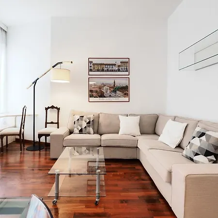 Apartament Duomo Luxury Vi *