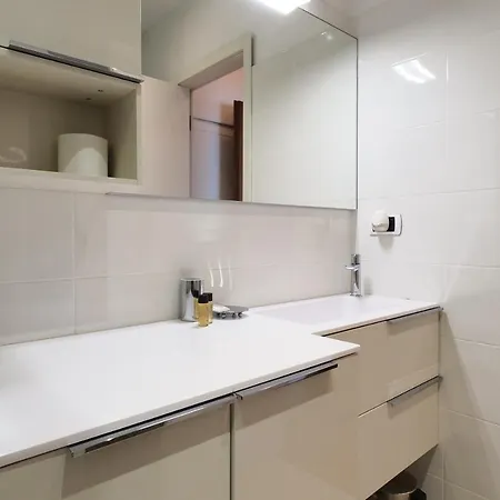 Duomo Luxury Vi Apartament *