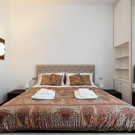 Duomo Luxury Vi 아파트 *